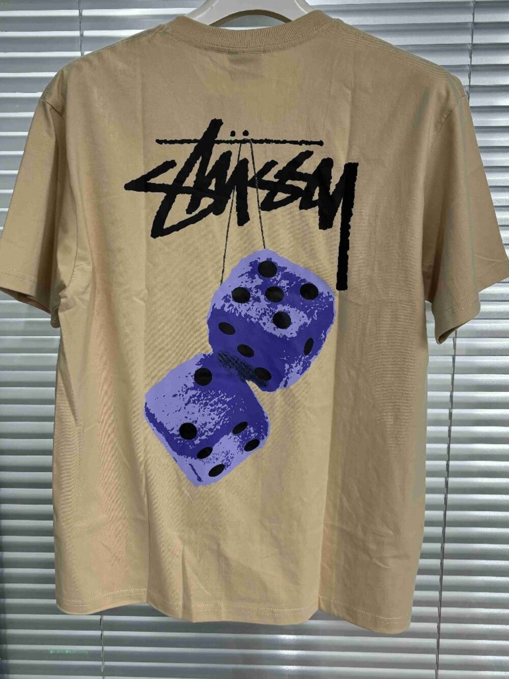 Stussy Beige Tee Purple Dice Back Print Small Chest Logo Streetwear T‑Shirt